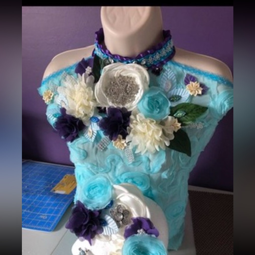Photo topper! Blue with flowers! Nice summer look! Hair piece included!